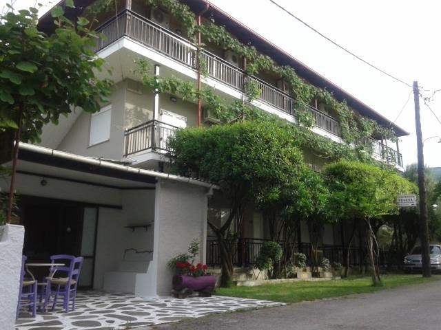 Helena Apartments باراليا بانتالييمونوس المظهر الخارجي الصورة